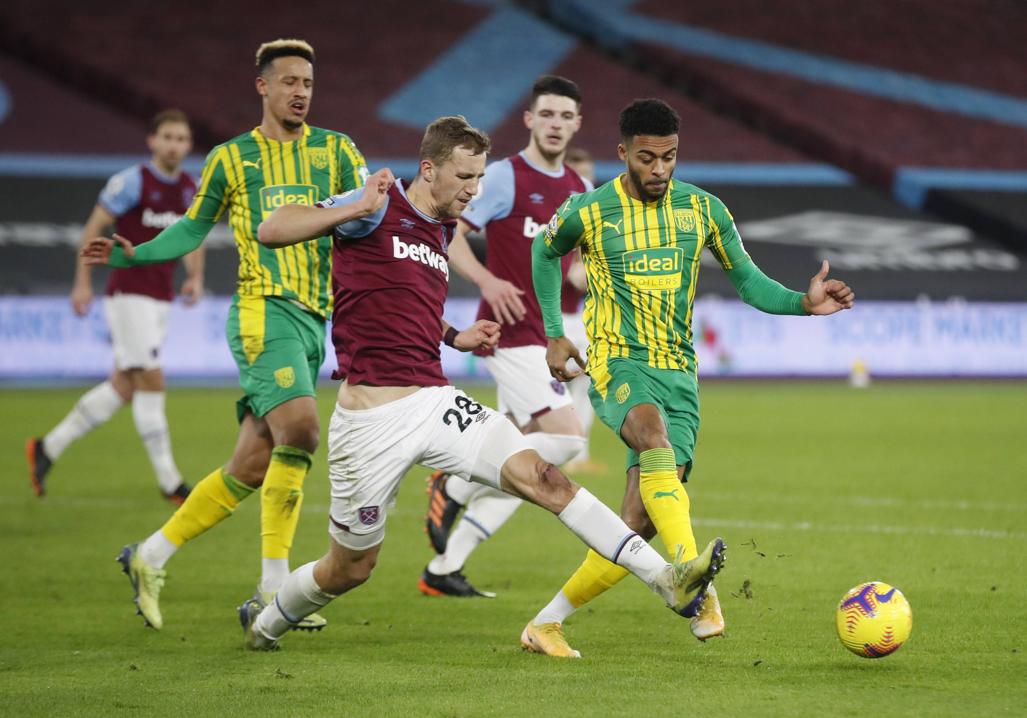 轮比赛中的 轮比赛中的